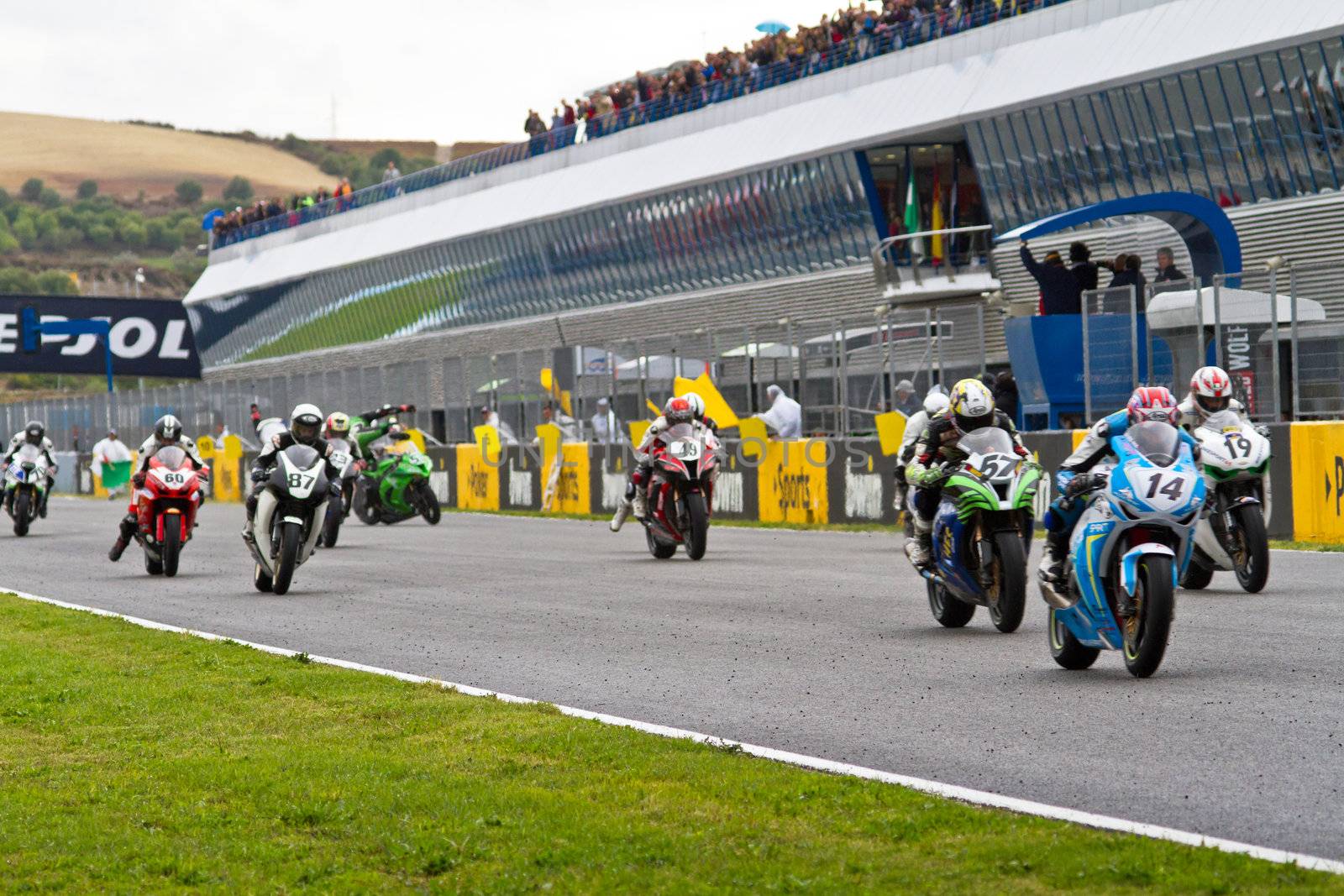 JEREZ DE LA FRONTERA, SPAIN - NOV 20: accident on the begin or the Stock Extreme rece in the CEV Championship race on November 20, 2011 in Jerez de la Frontera, Spain