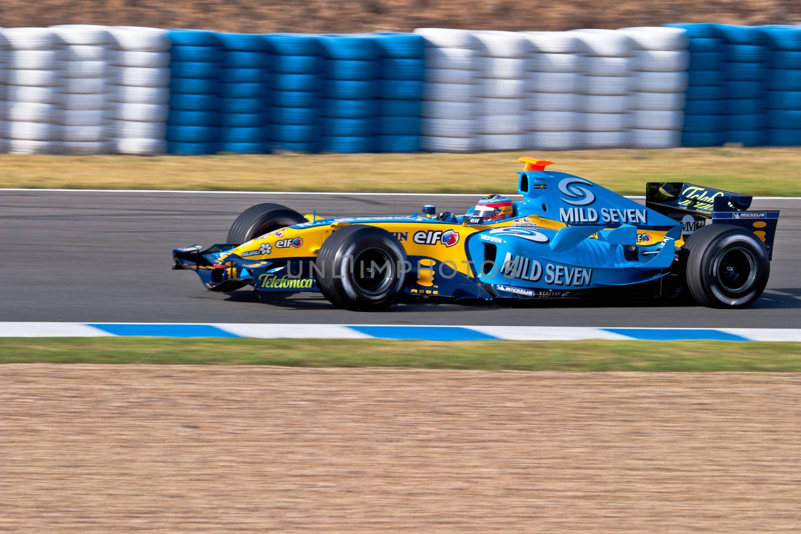 JEREZ DE LA FRONTERA, SPAIN - JUN 22: Fernando Alonso of Renault F1 races on training session on  June 22 , 2005, in Jerez de la Frontera , Spain