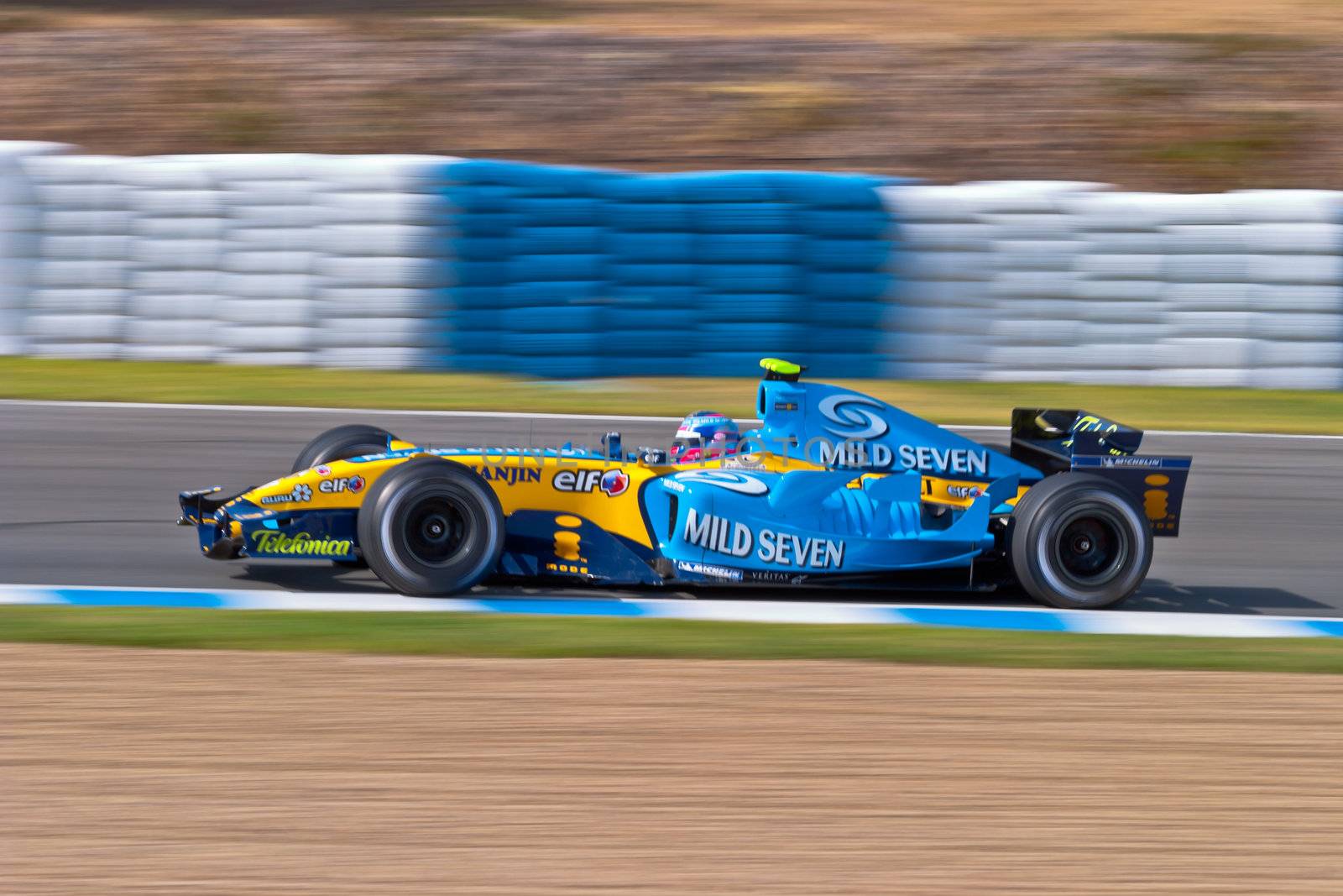 JEREZ DE LA FRONTERA, SPAIN - JUN 22: Franck Montagny of Renault F1 races on training session on  June 22 , 2005, in Jerez de la Frontera , Spain