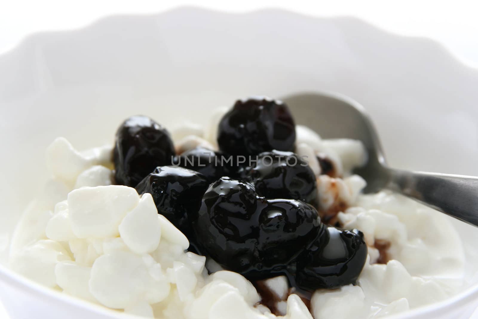 cottage cheese with jam