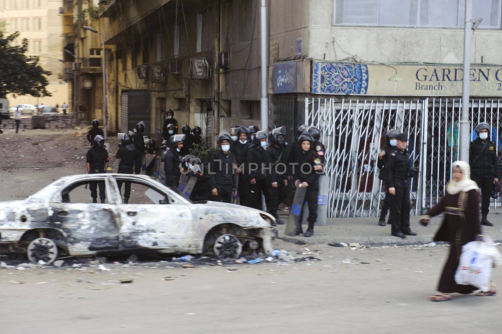 CAIRO - JAN 28: Egyptian polices are on the alert against rioting in downtown in Cairo.Jan 28,2013 in Cairo,Egypt.