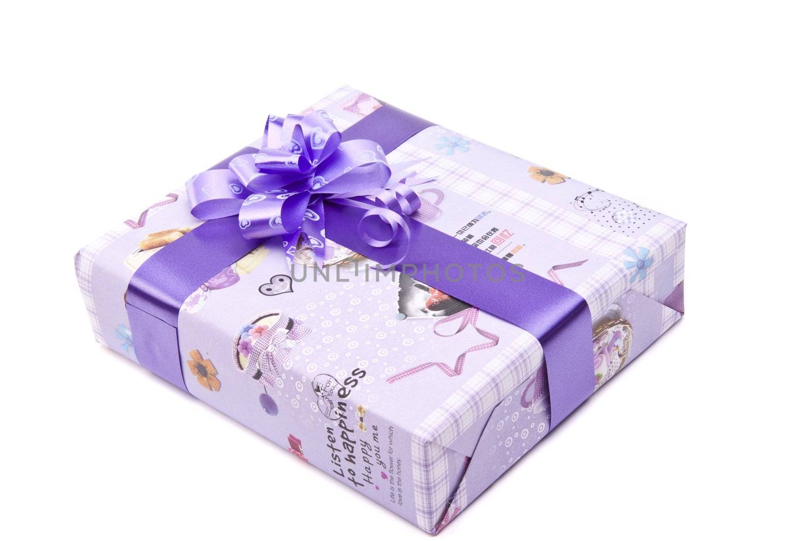  gift box with big bow ribbon by ozaiachin