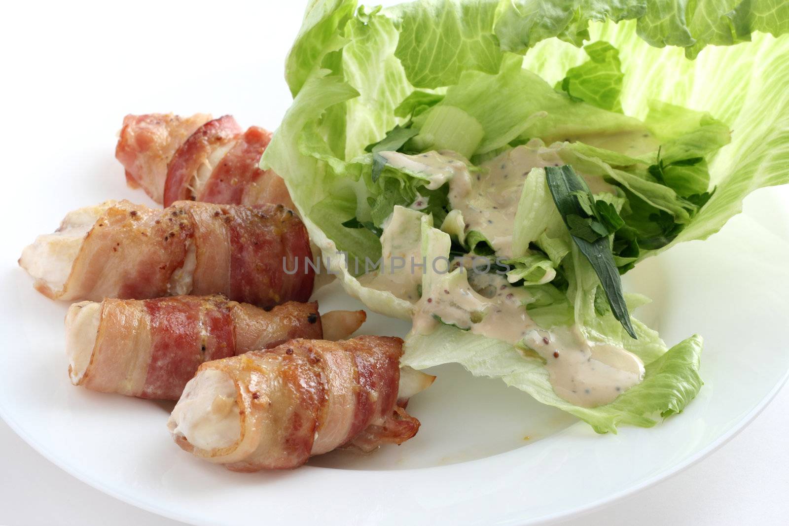 Chicken rolls with salad