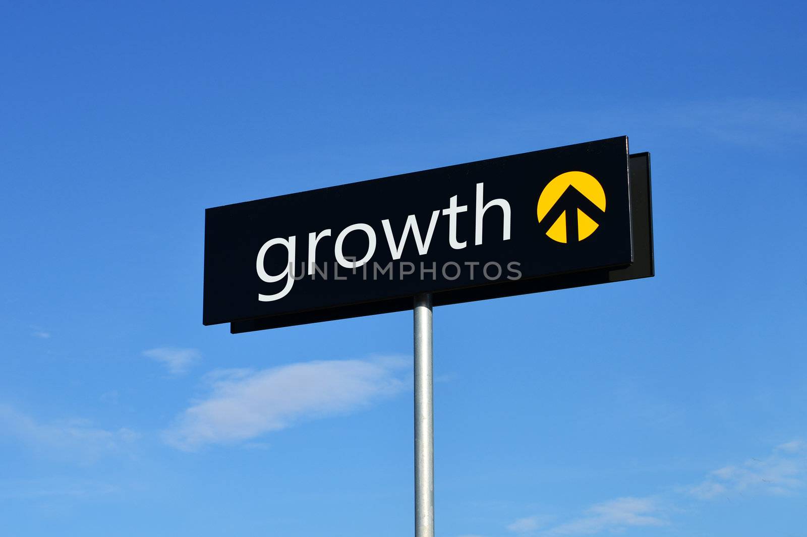 Street sign with upward arrow reading "growth"