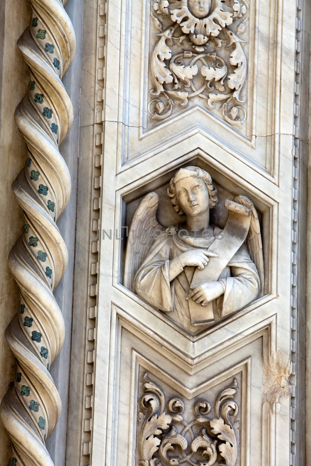 Florence - elaborate decorations of the portal on the Duomo facade