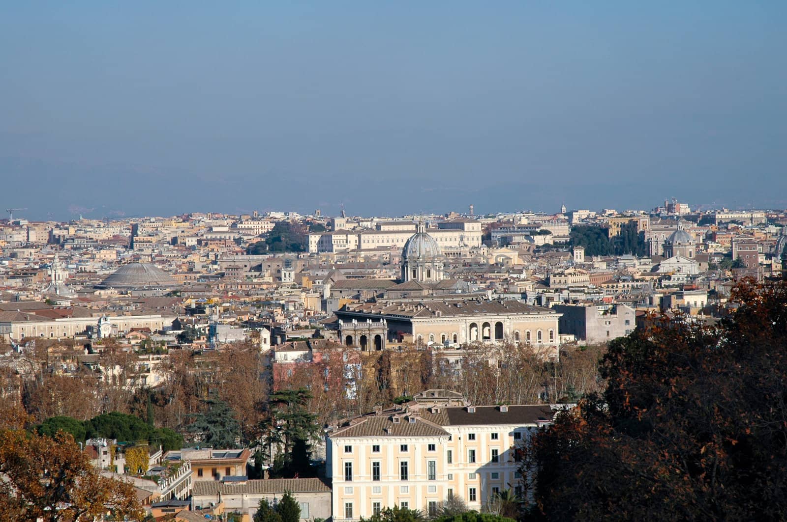 Panoramic views from the hills of Rome