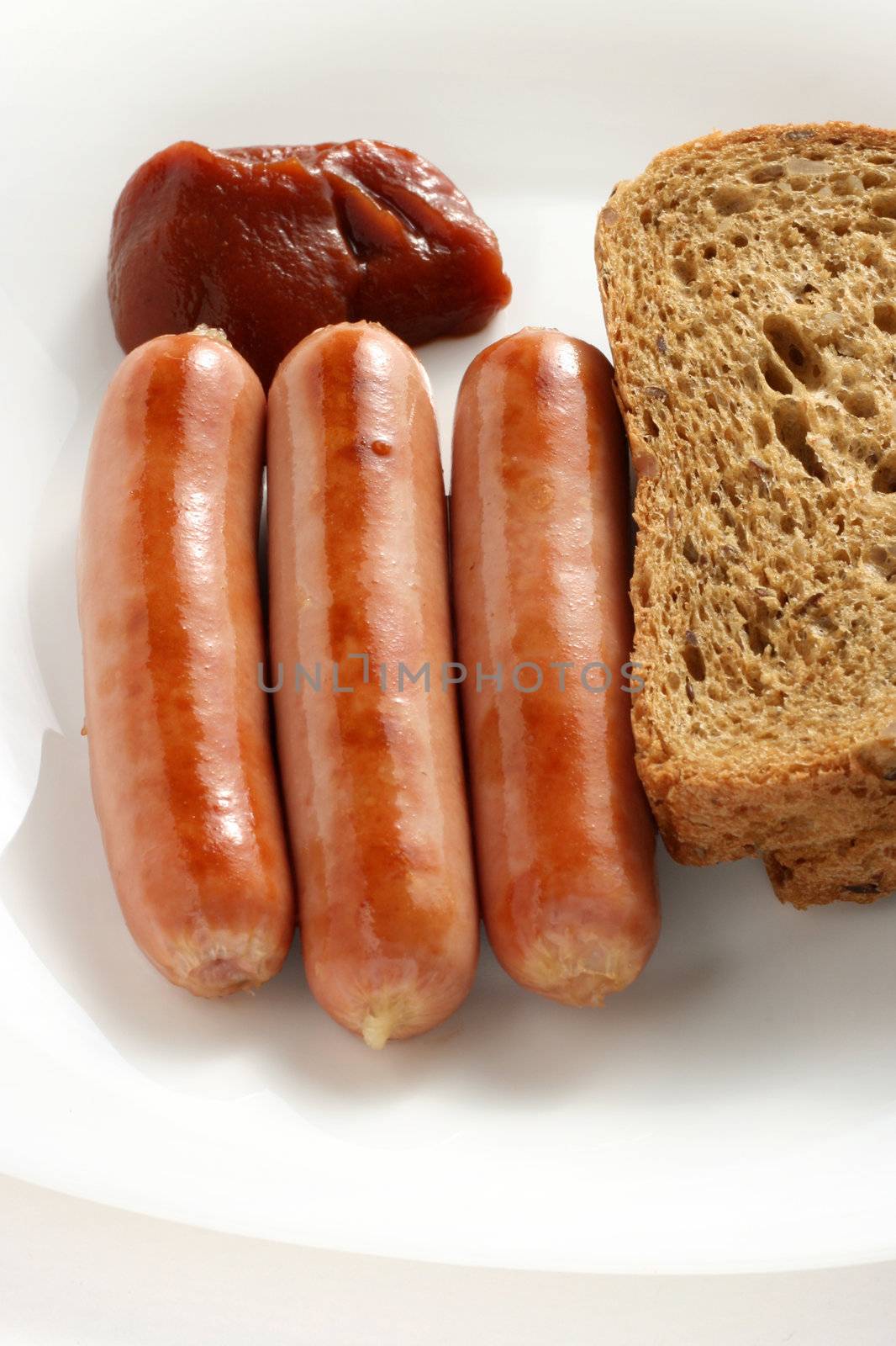 fried sausages with bread