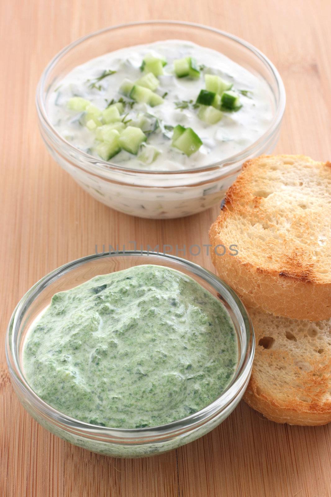 spinach and cucumber dip by nataliamylova