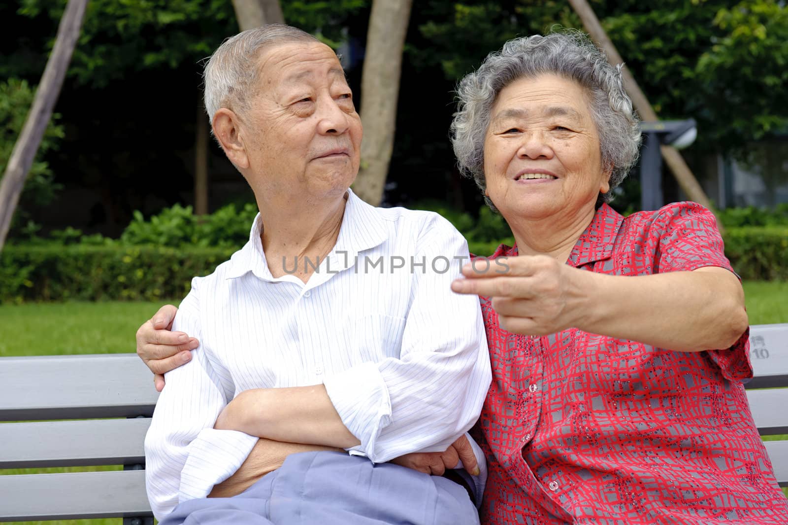 an intimate senior couple by jackq