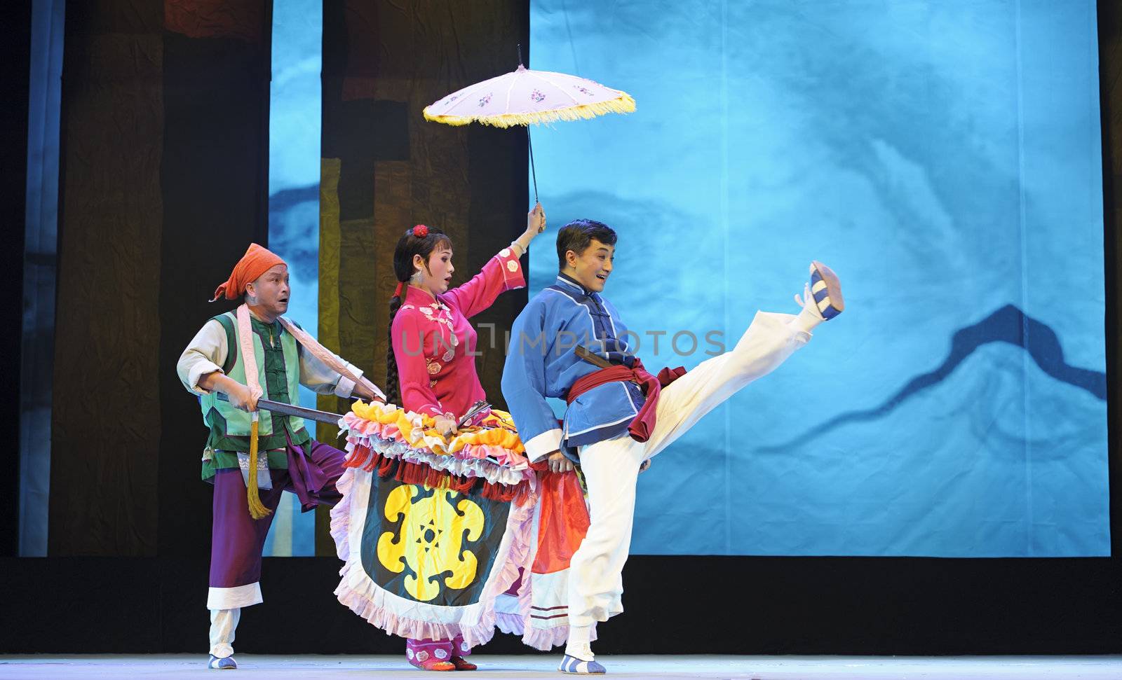 Chinese Chu opera performer by jackq