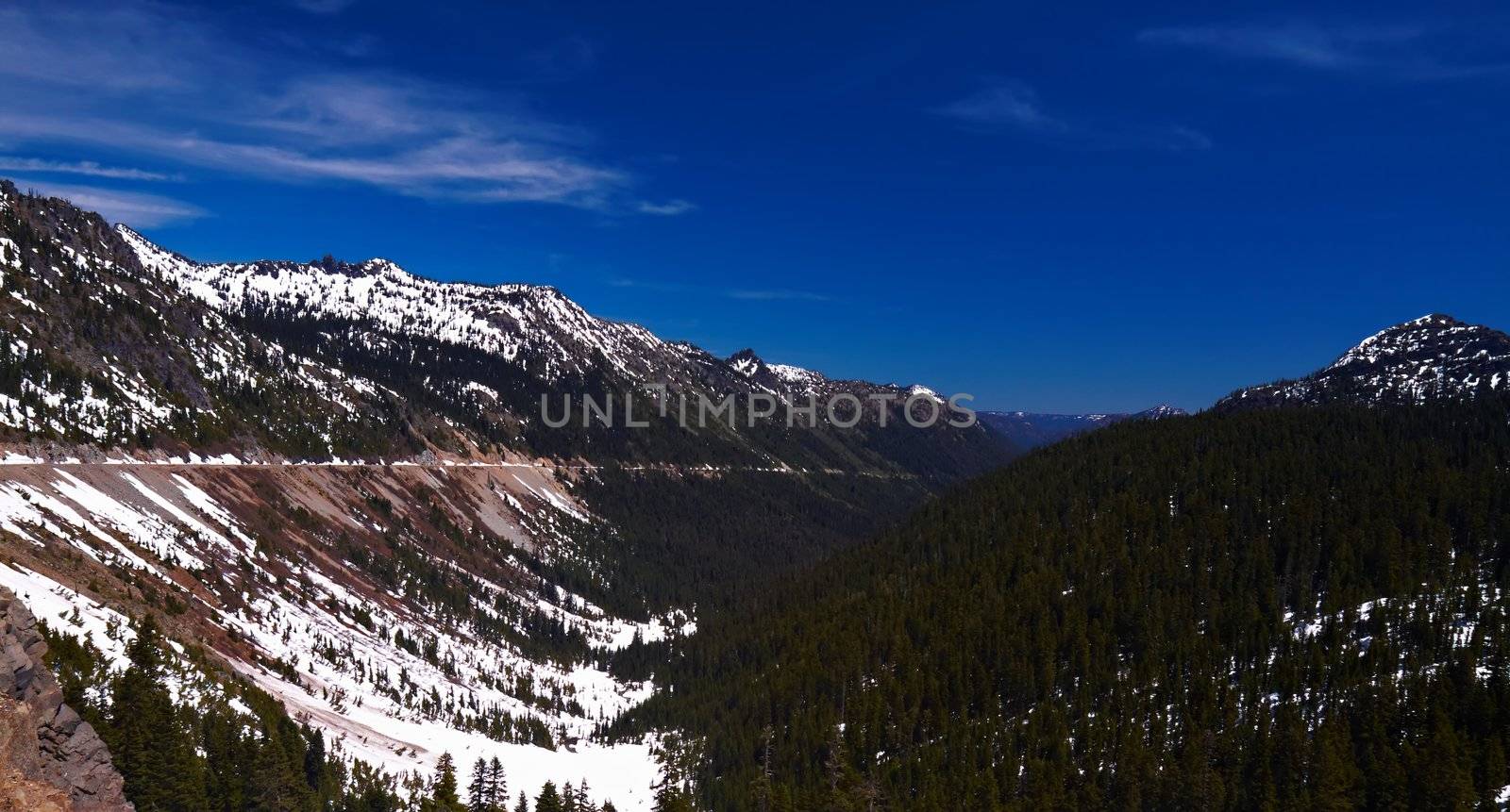 Mountain Landscape in Winter, Chinook Pass, Washington, USA