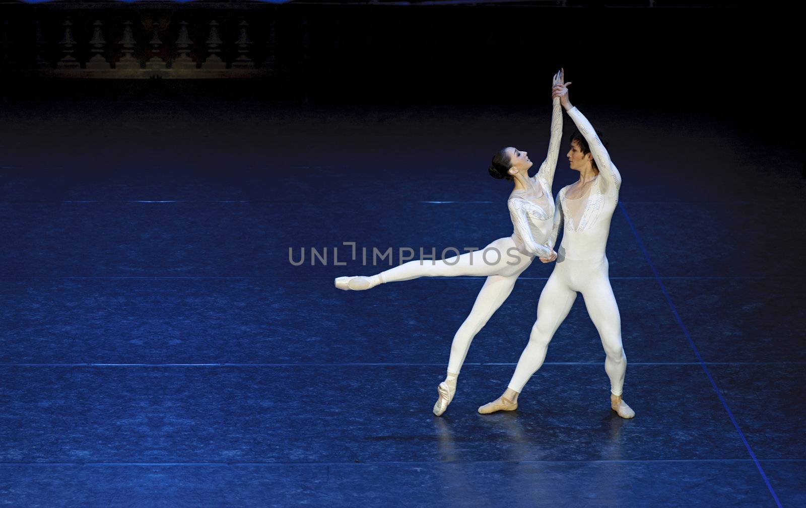 CHENGDU - JAN 5: The national ballet of china perform on stage at Jincheng theater.Jan 5, 2012 in Chengdu, China.
