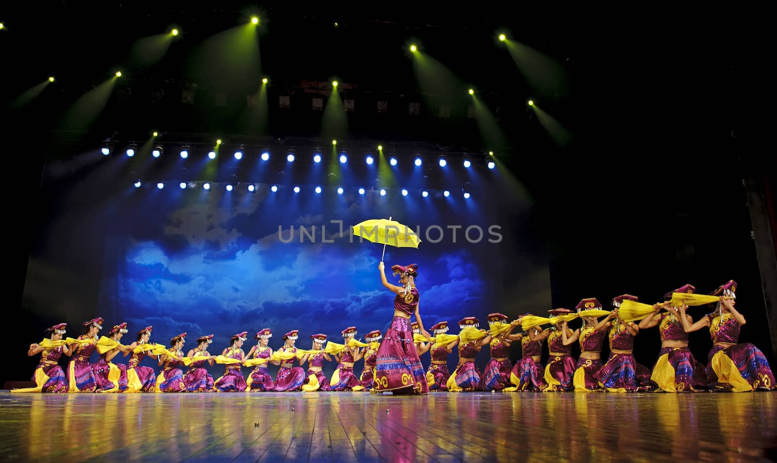 chinese ethnic dance of Yi nationality by jackq