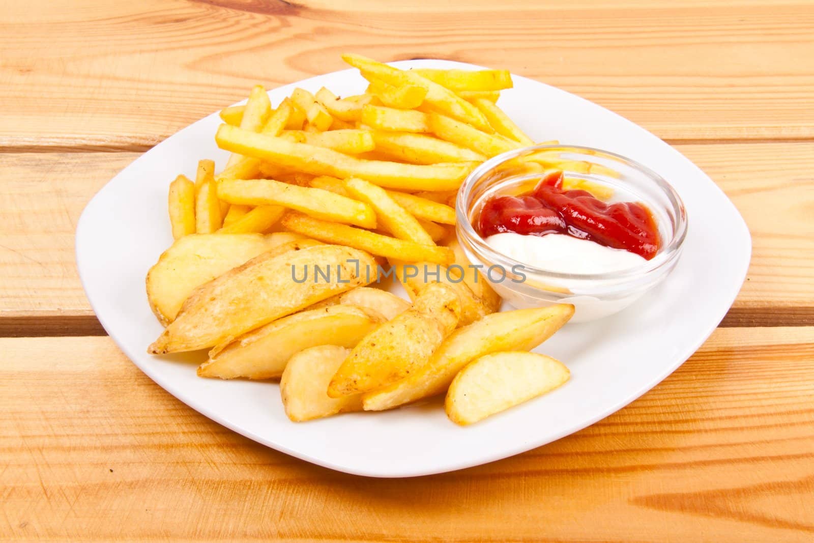 ketchup and potato fry