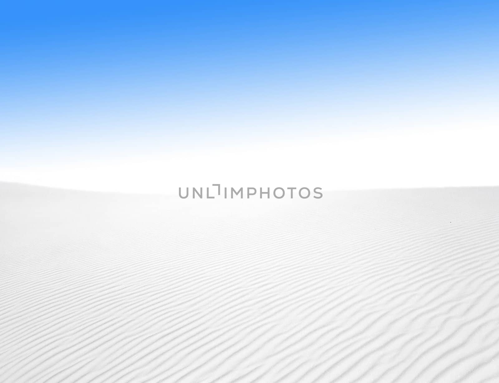 Rippled white sand surface by ozaiachin