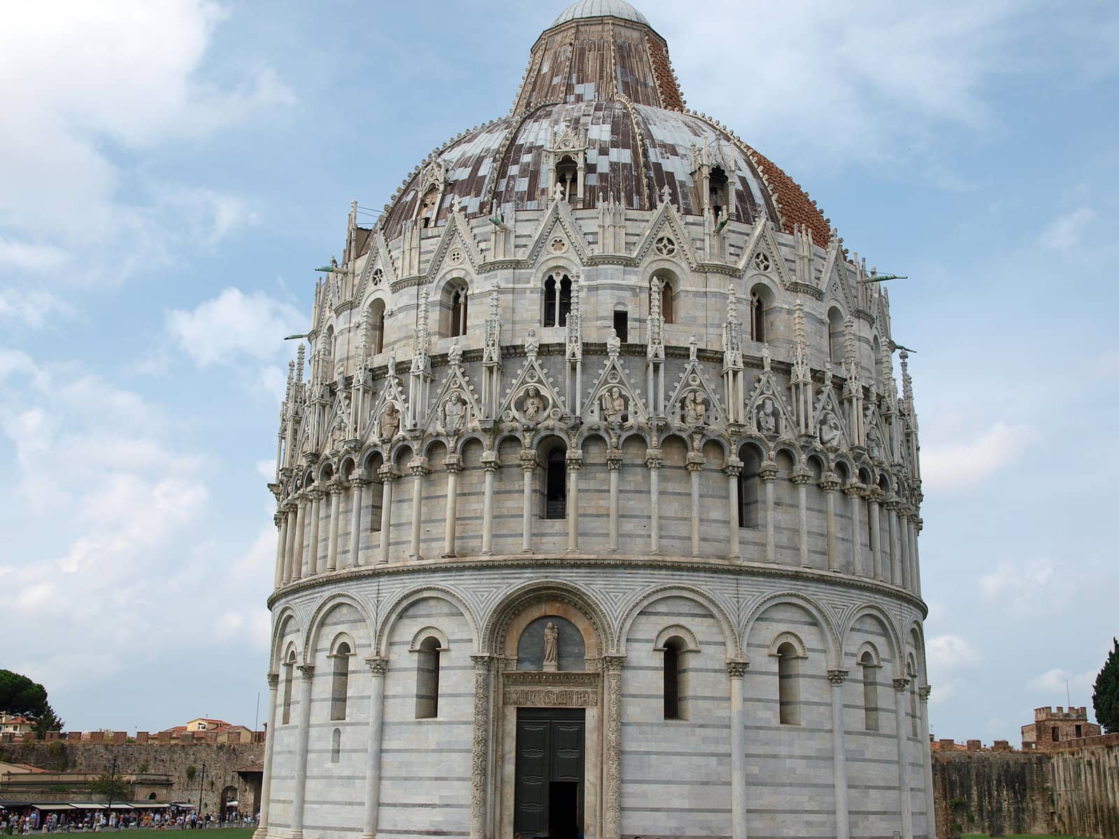 Pisa - Baptistry of St. John in the Piazza dei Miracoli