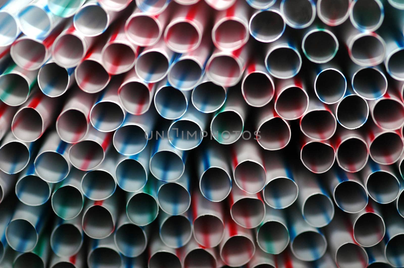 Abstract. Colored drinking straws.
Norwegian closeup.
Sugerør