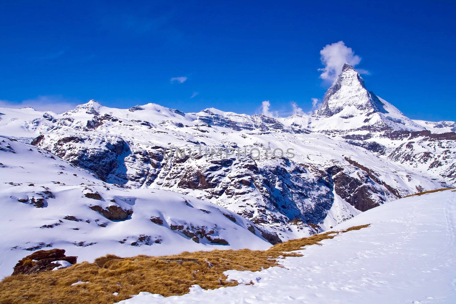 Matterhorn peak Alp Switzerland by vichie81