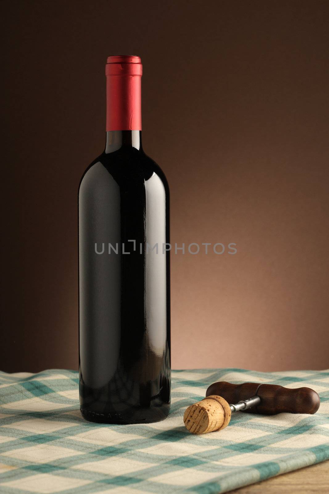 red wine by stokkete