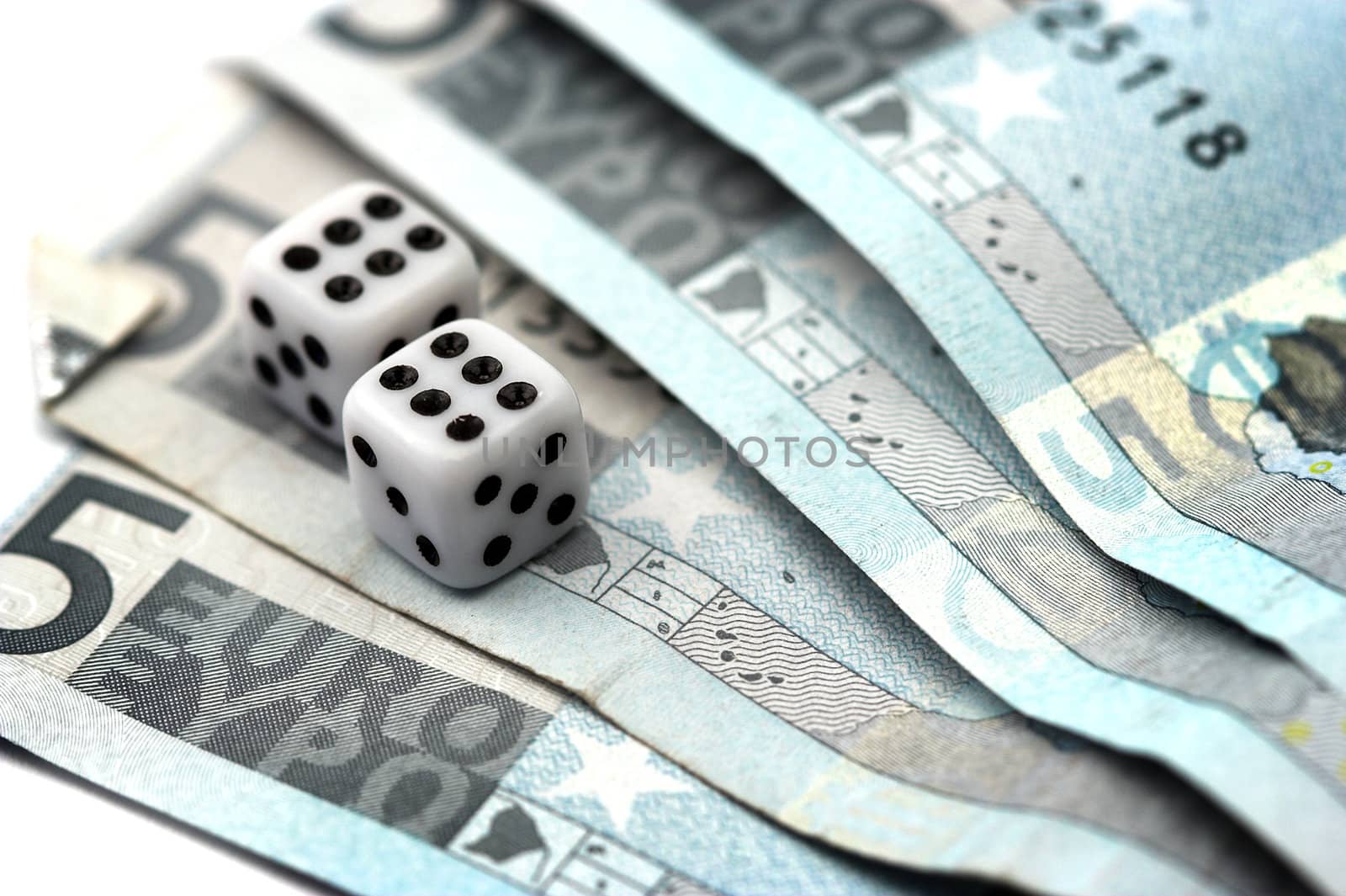 Dices and bills by alexkosev