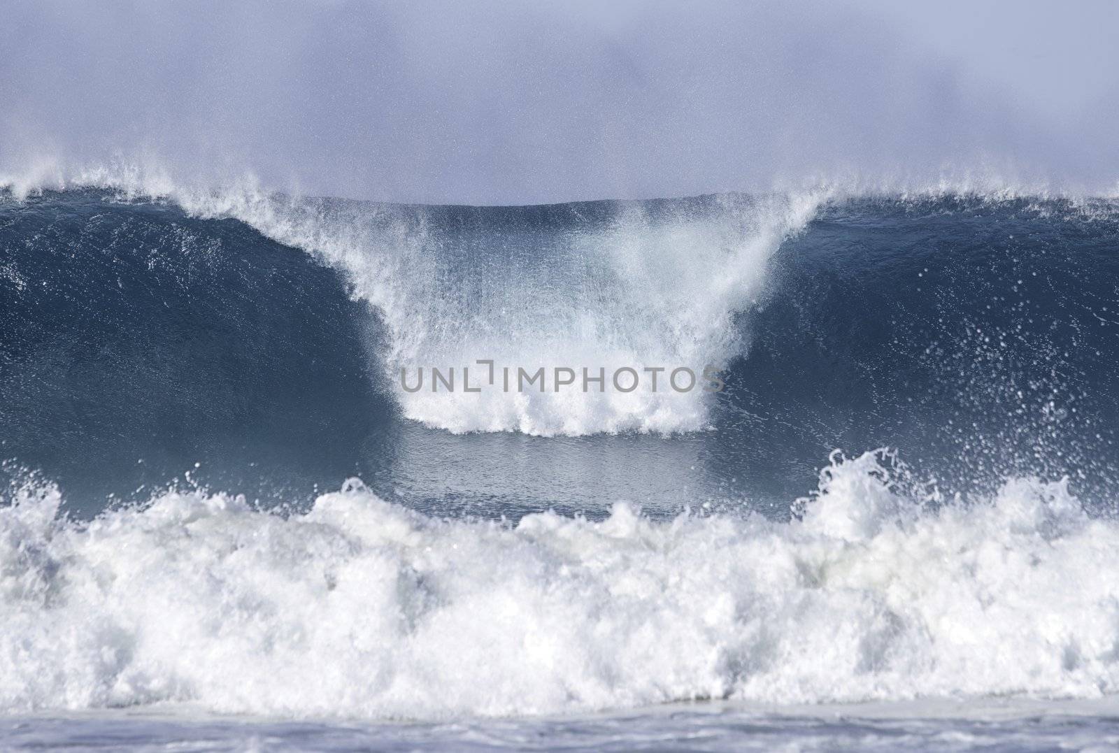 ocean waves breaking at bondi beach australia