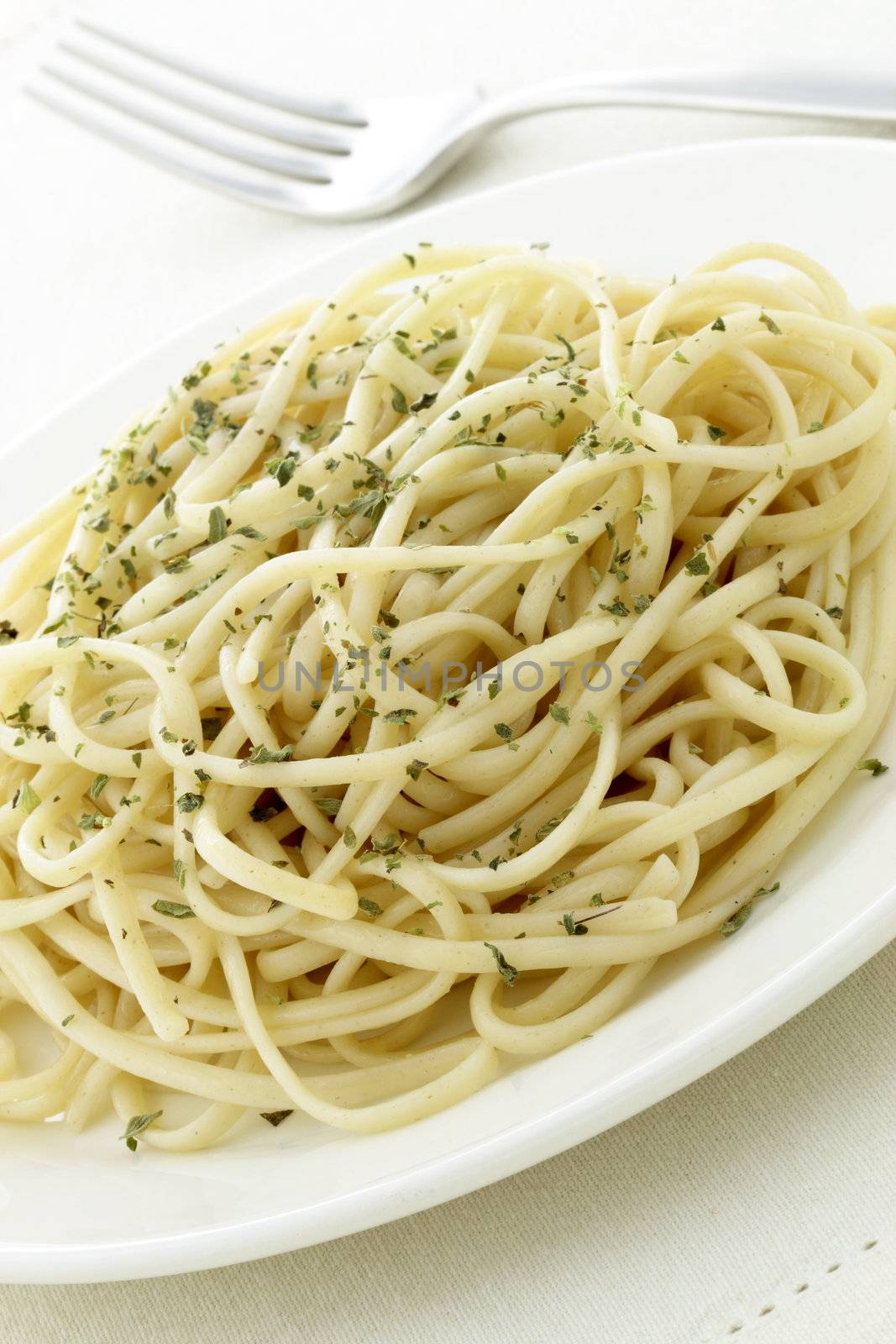 delicious italian plain spaghetti with italian herbs fresh butter and olive oil