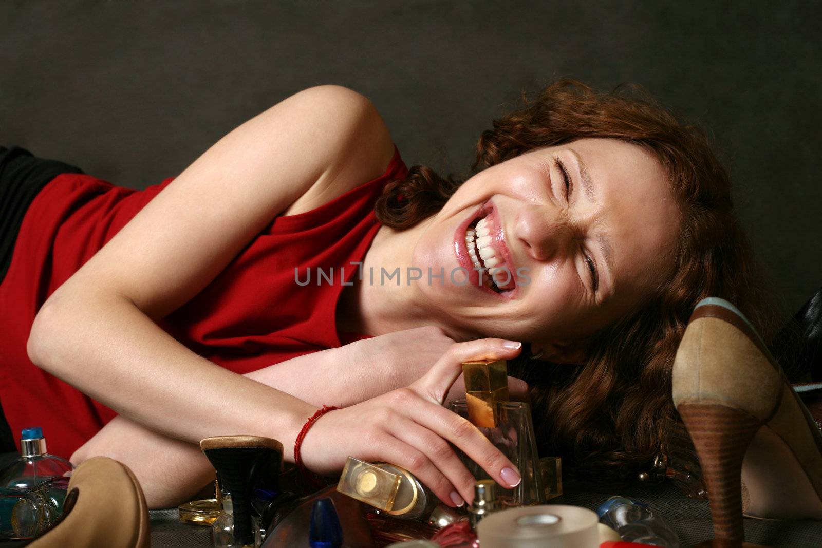 Closeup portrait of beautiful young woman smiling