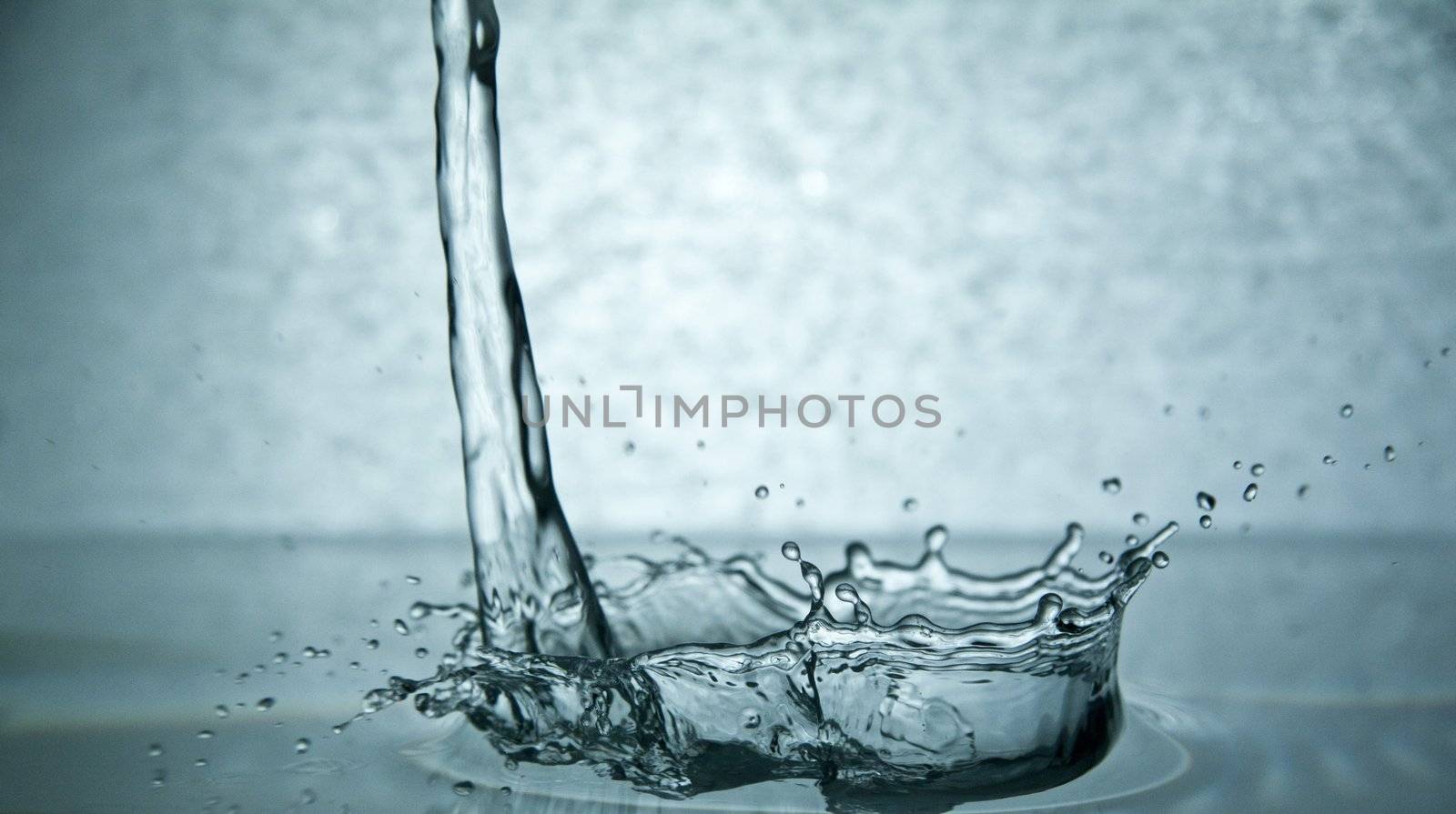 blue water splash