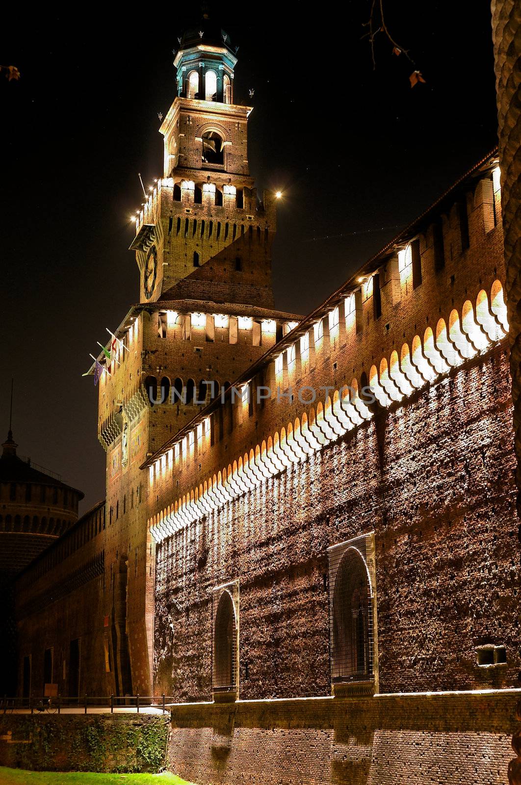 mediaeval castle at night (3) - Castello sforzesco - Milan Italy