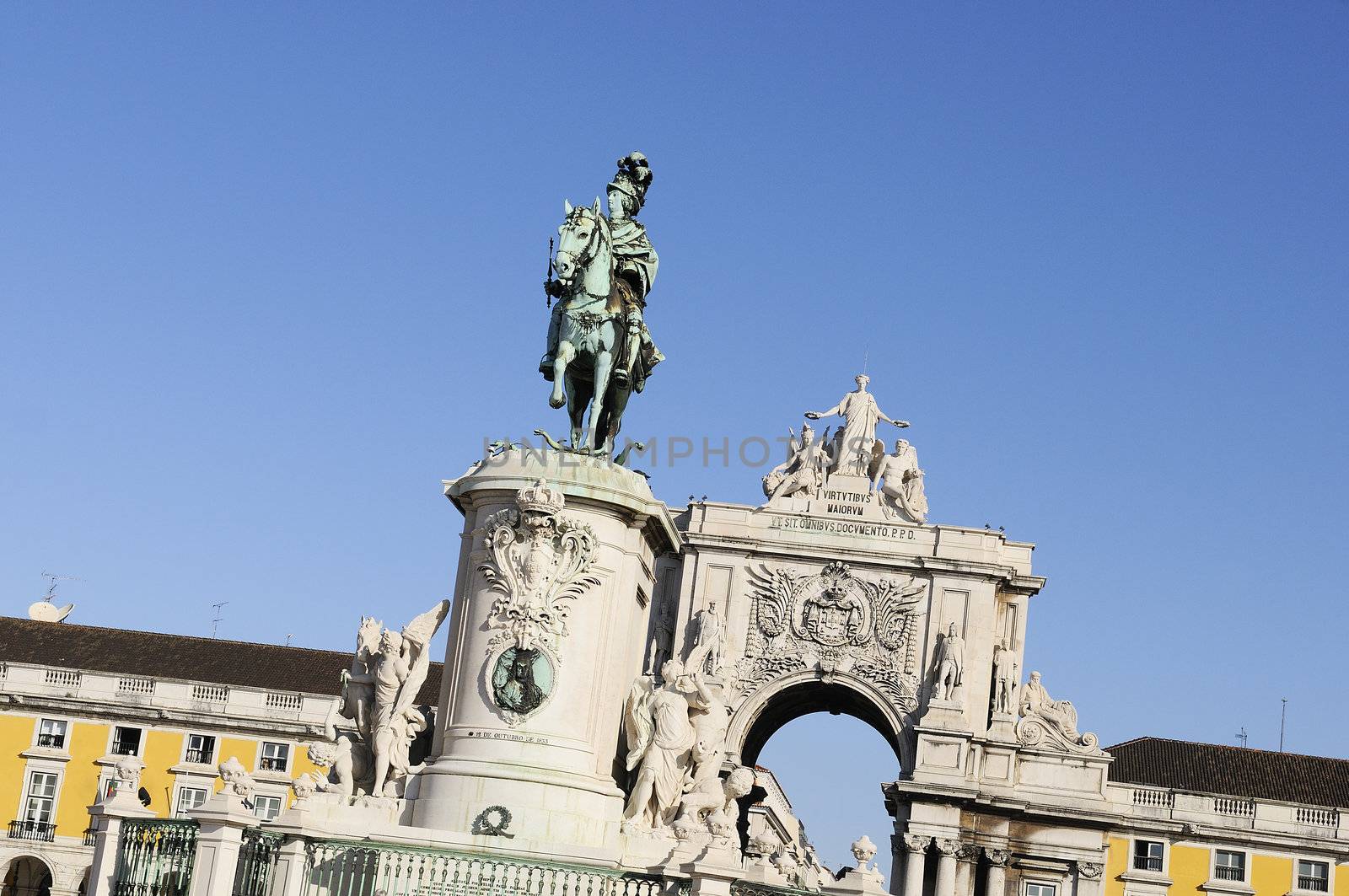 Arch of augusta in lisbon by ventdusud