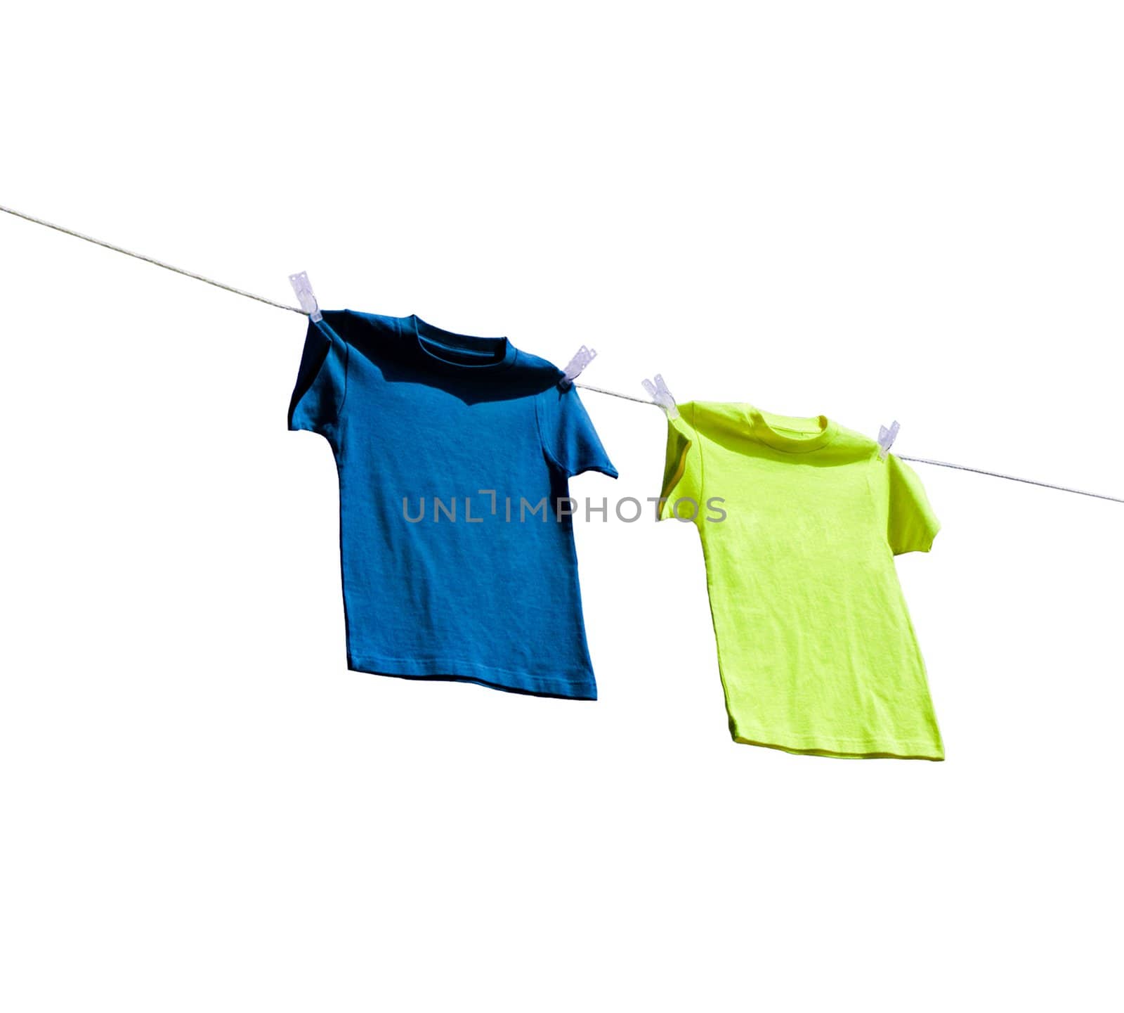 Cotton t-shirts on string