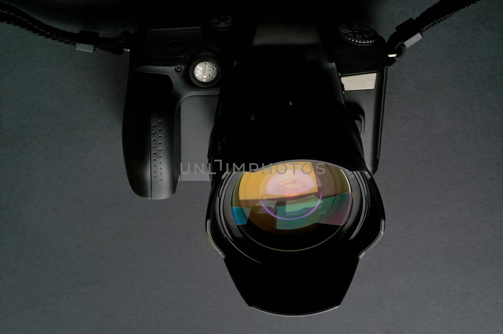 Camera and lens closeup (SRL single lens reflex)