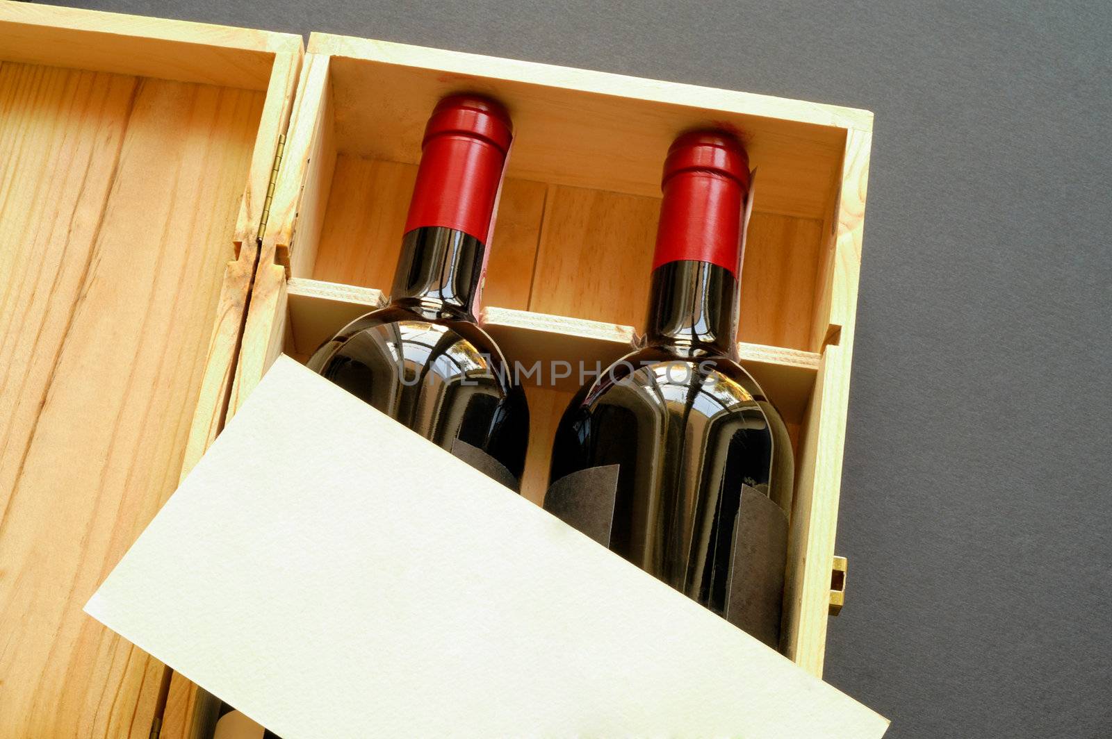 Wood gift box with two wine bottles and blank card (horizontal) by Laborer