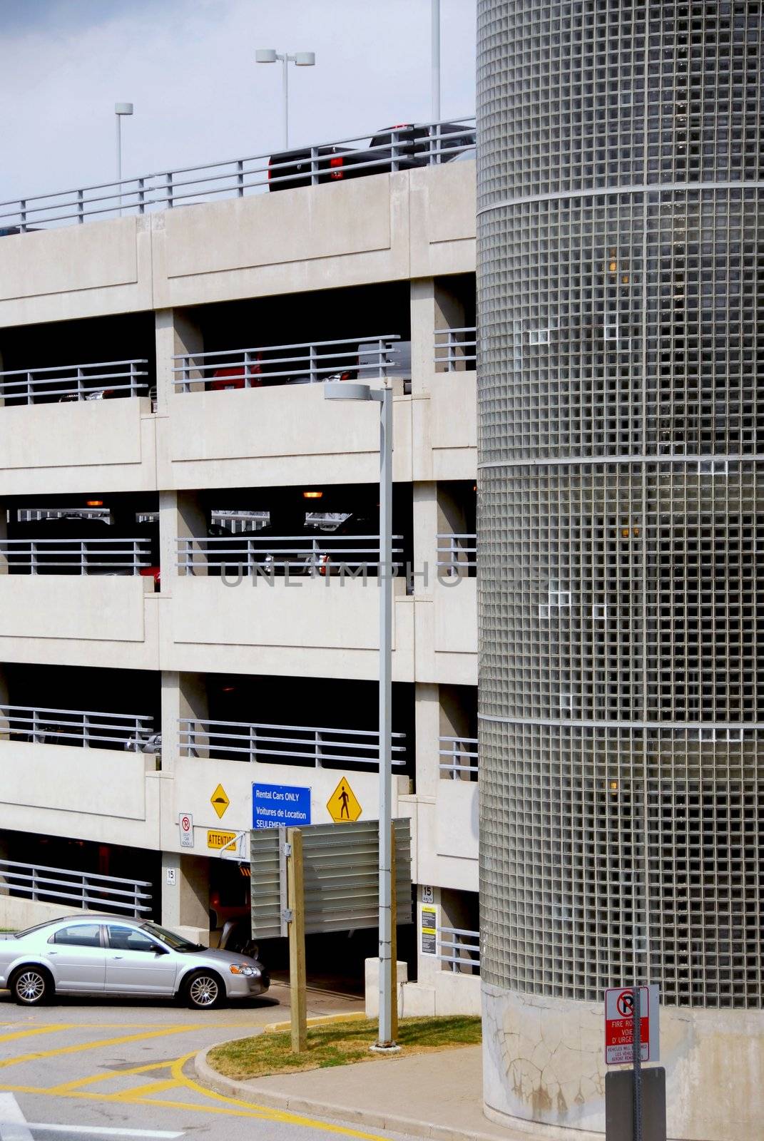 Car entering a parking garage