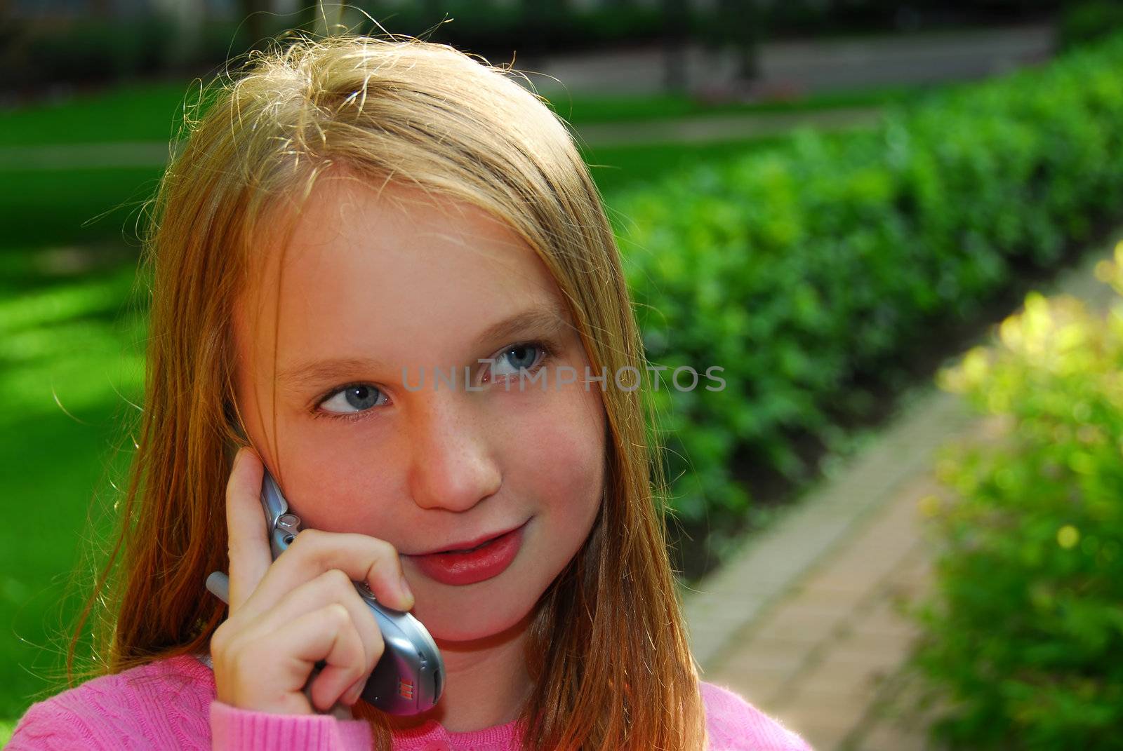 Girl phone by elenathewise