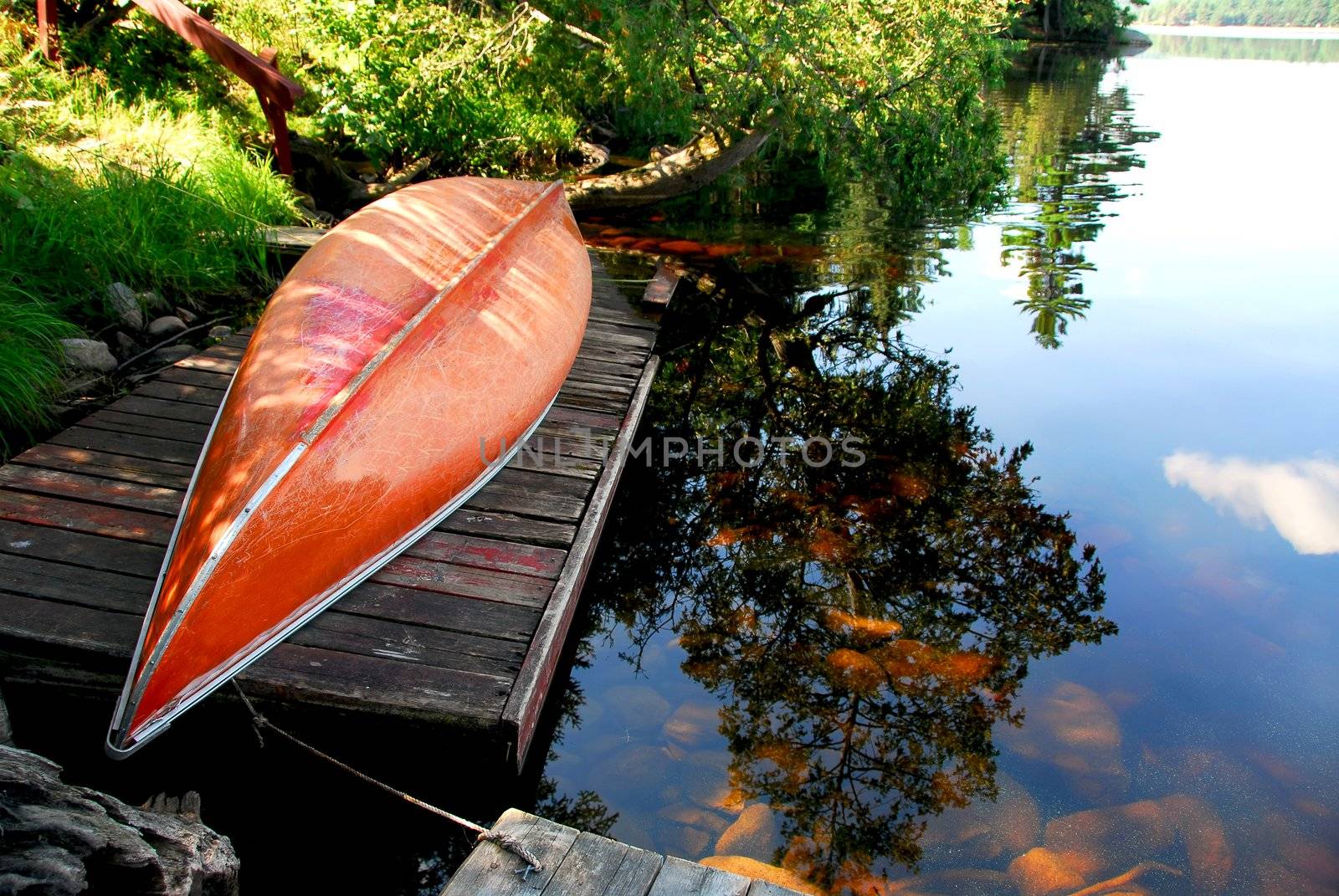 Canoe lake by elenathewise