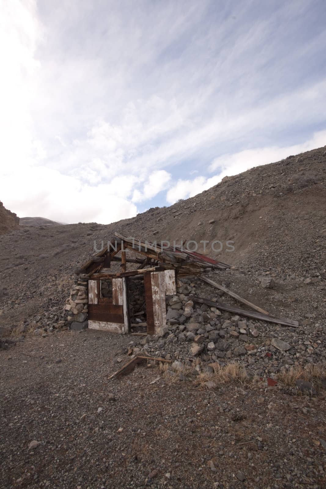 Abandoned shack in the desert