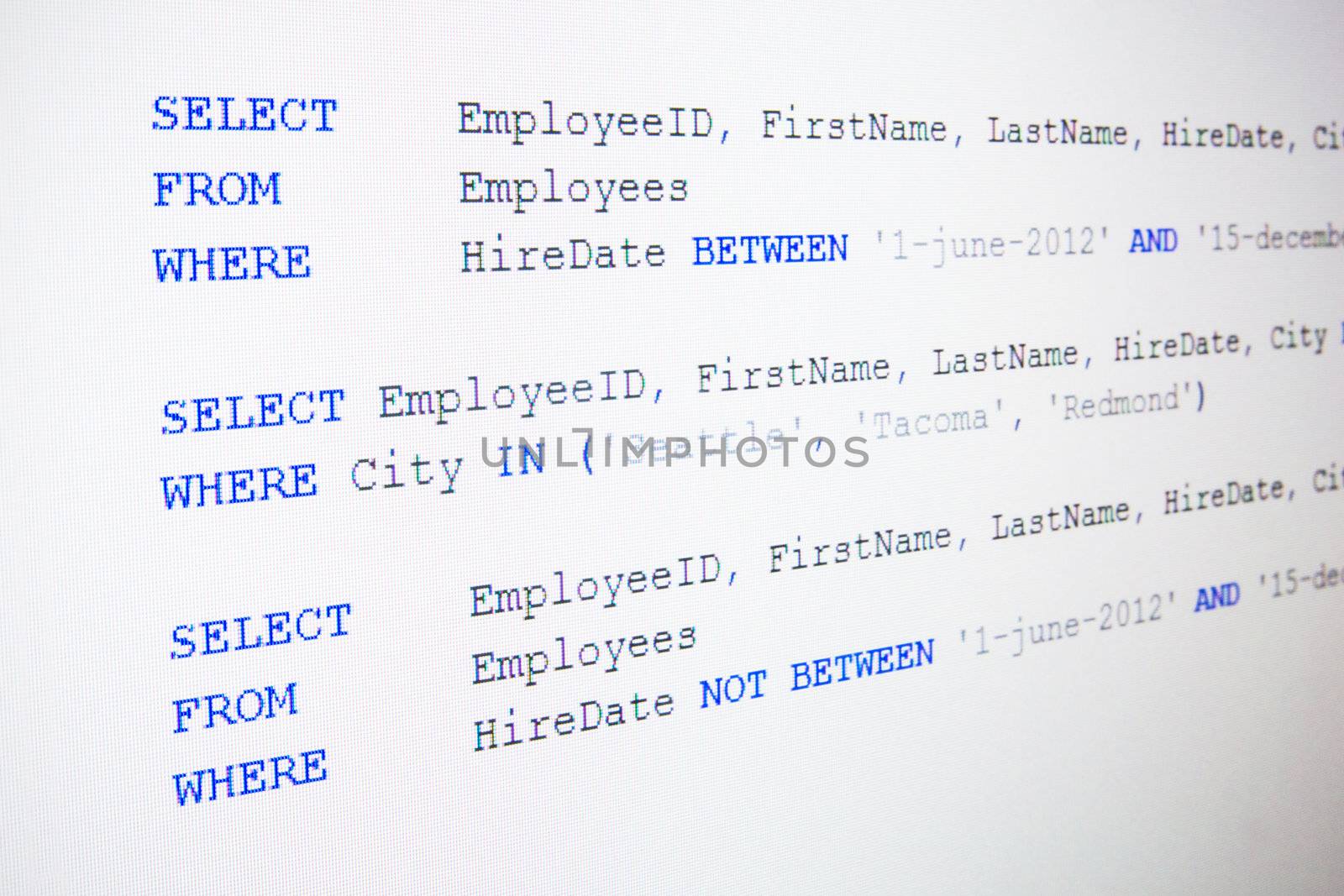 Code of SQL syntax on LCD screen by simpson33