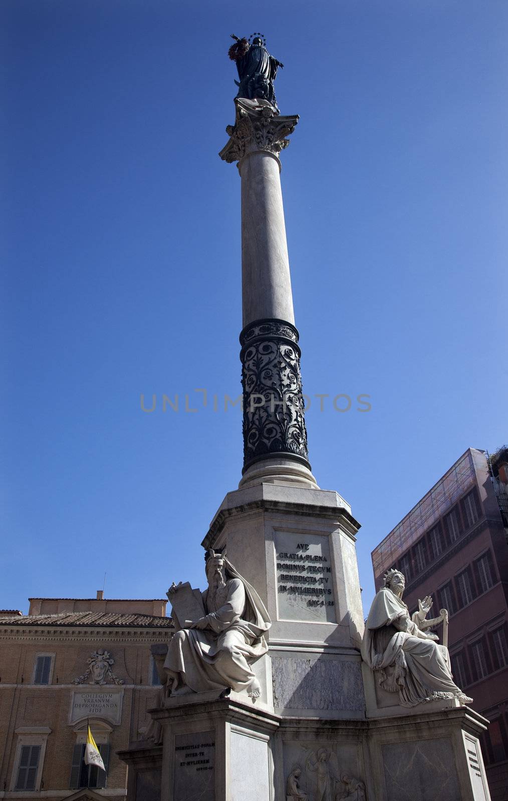 Piazza Mignanelli Colonna Dell Immacoloata Column Roman Streets Rome Italy Next to the Spanish Steps Collegio Di Propoganda Fide Built by Jesuits in Background