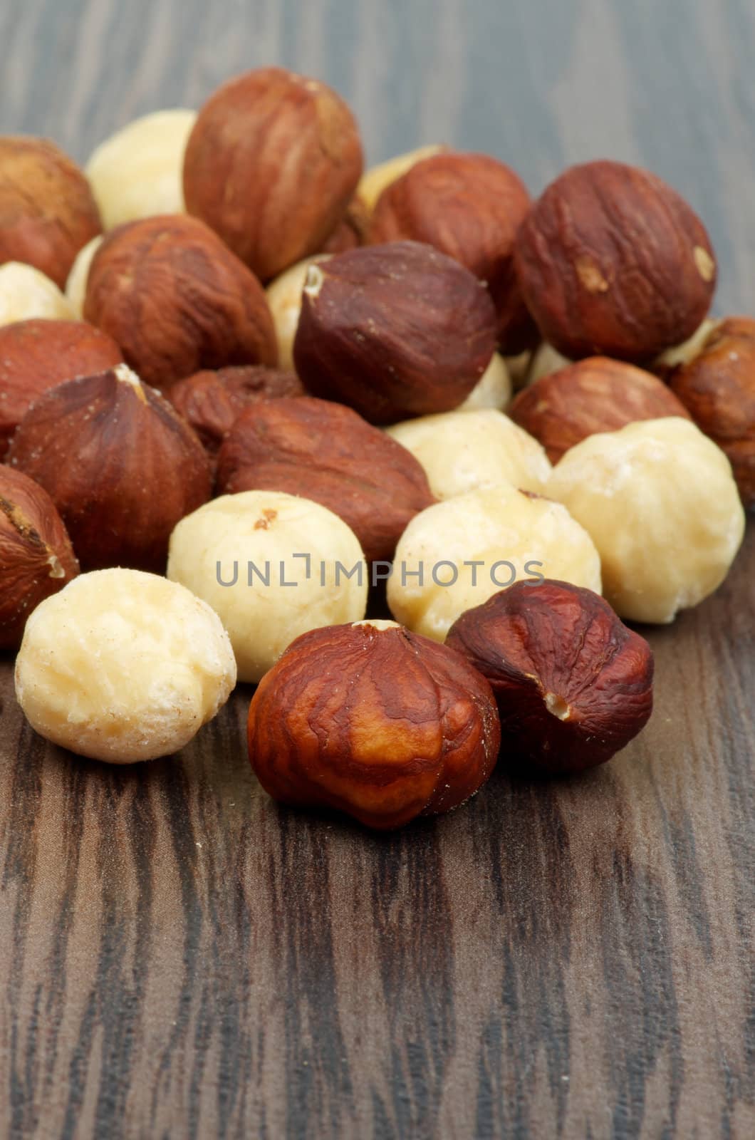 Hazelnuts by zhekos