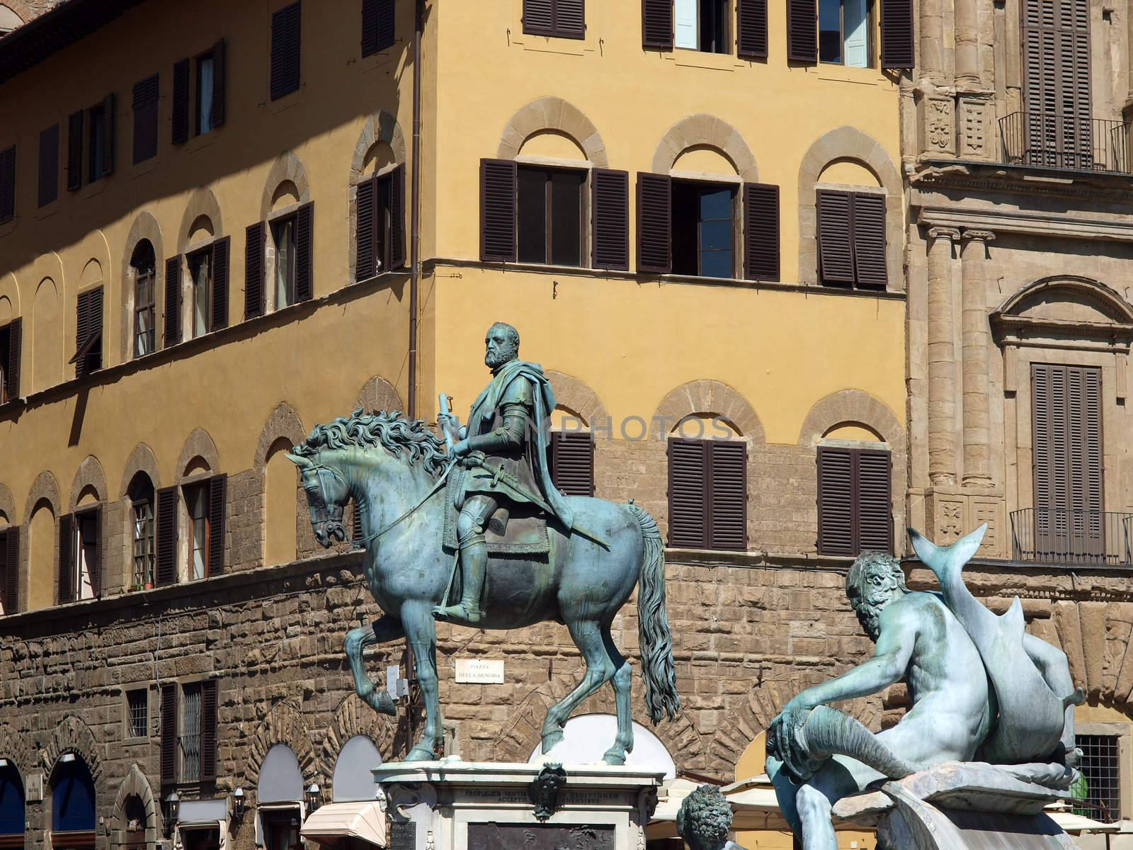 Piazza della Signoria The equestrian statue of Cosimo I de Medici by Gianbologna