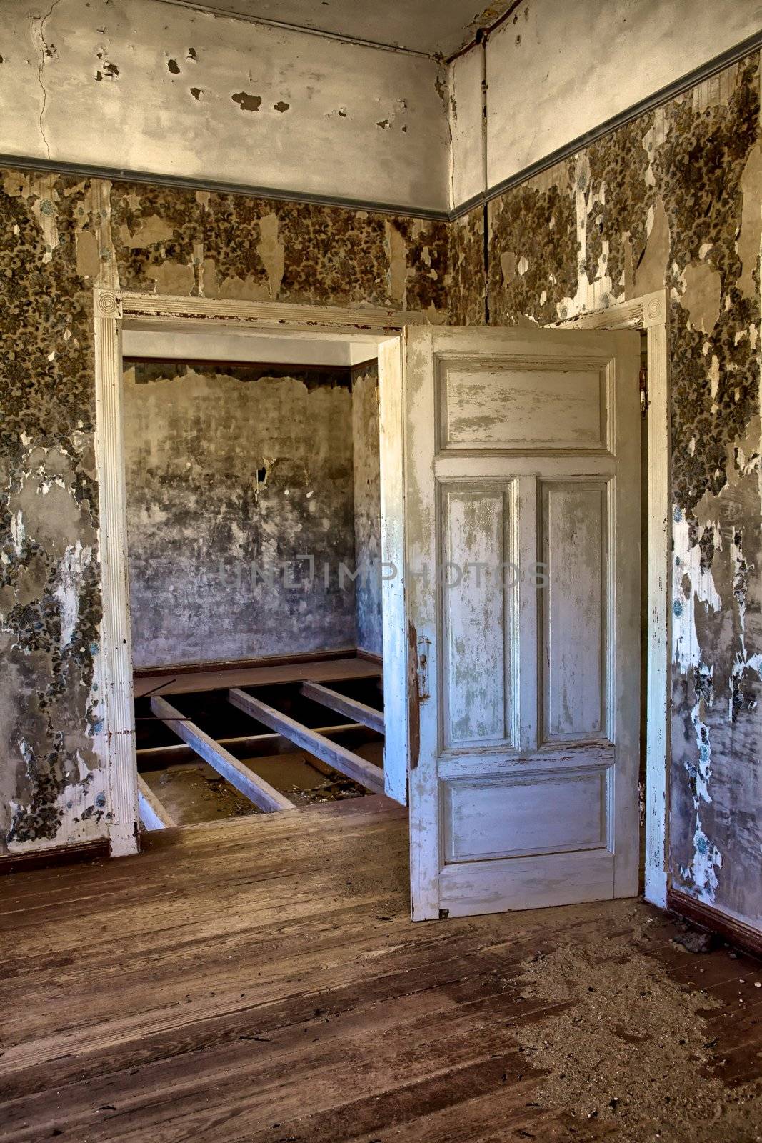 interior of an house in kolmanskop's ghost town namibia
