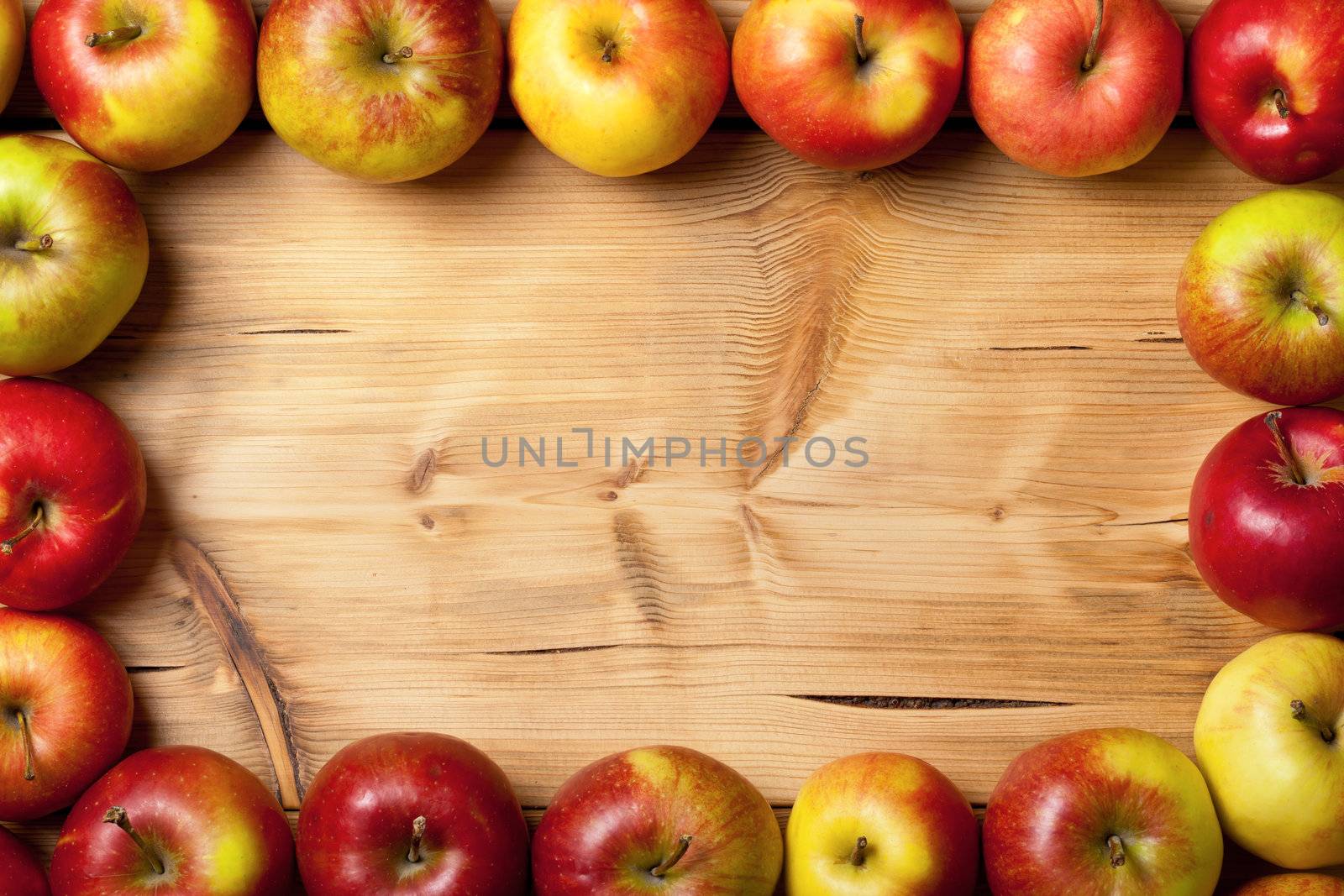 Apples by bozena_fulawka