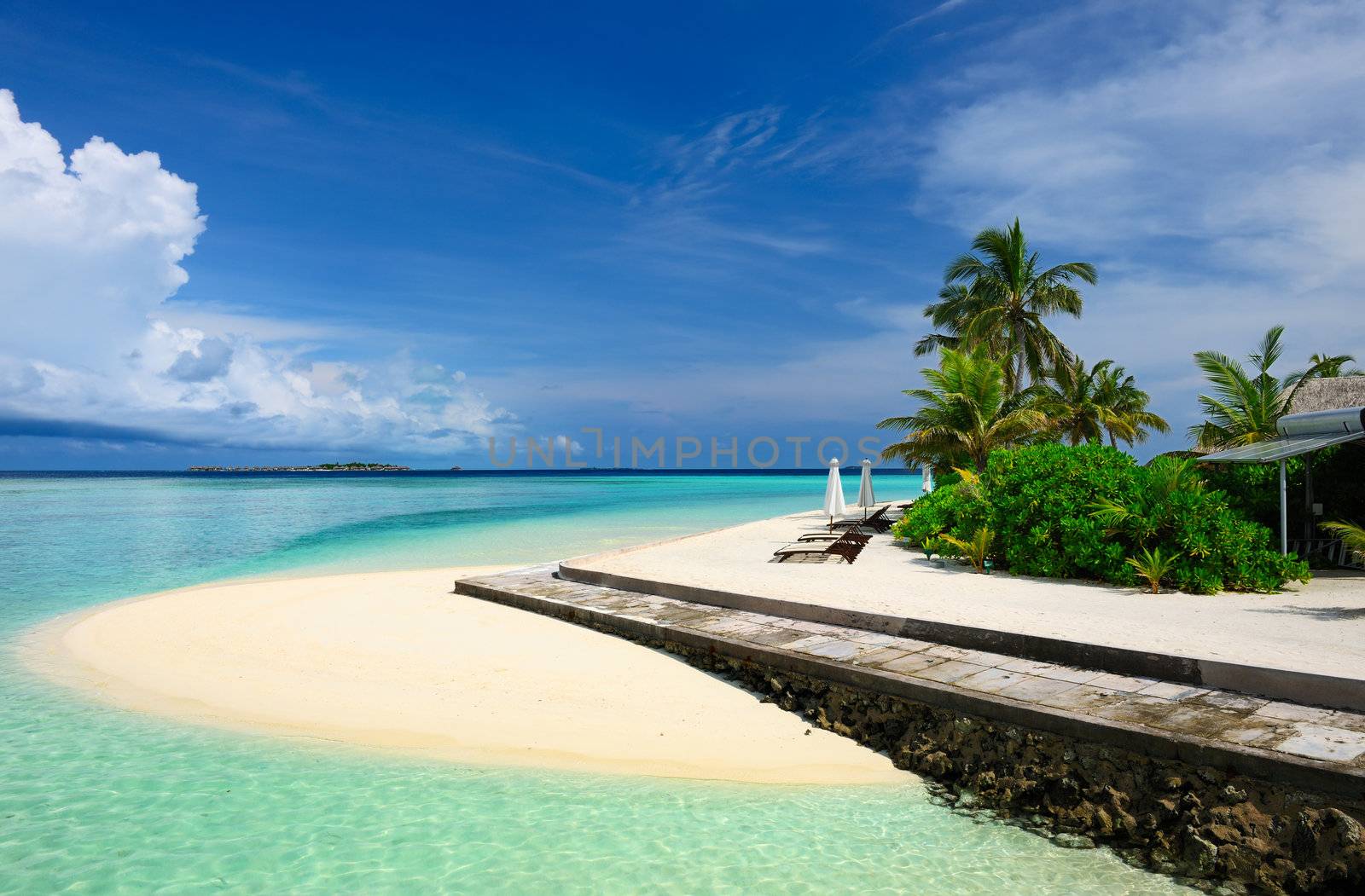 Beautiful beach at Maldives, South Male Atoll