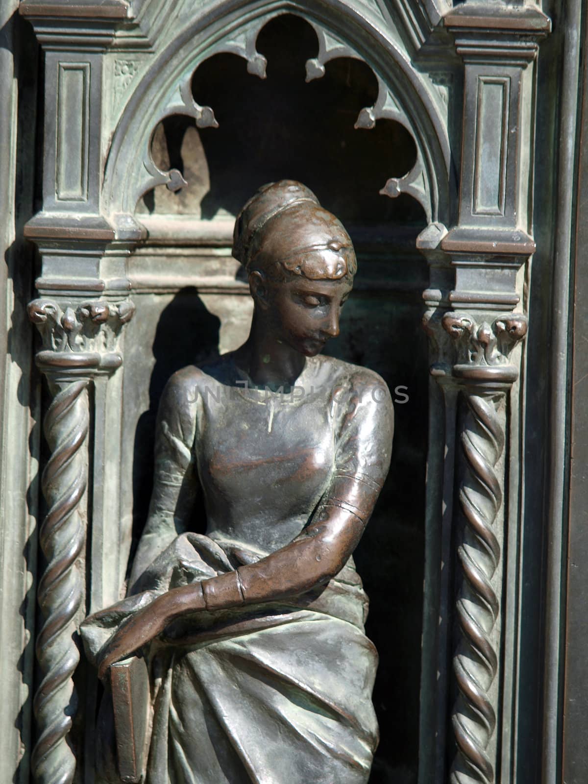 Florence - Reachness of details on the facade Duomo
