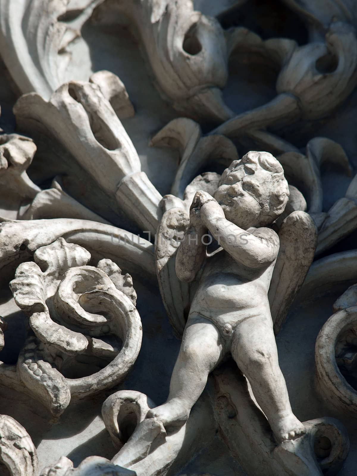Florence - Reachness of details on the facade Duomo