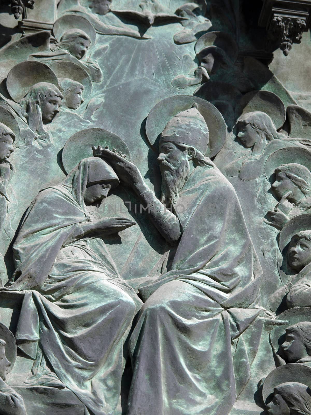 Florence - Reachness of details on the facade Duomo
