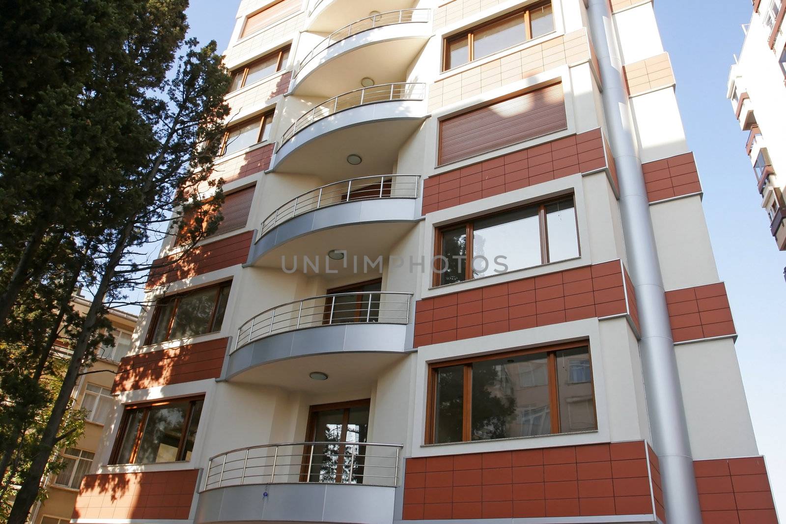 Building with new apartments from Istanbul