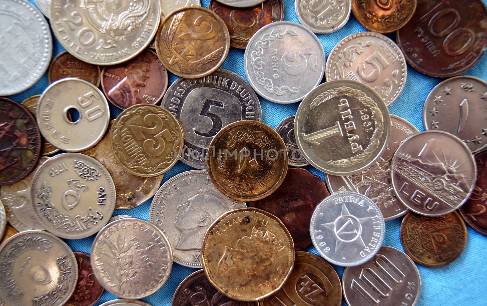 Many coins of many states