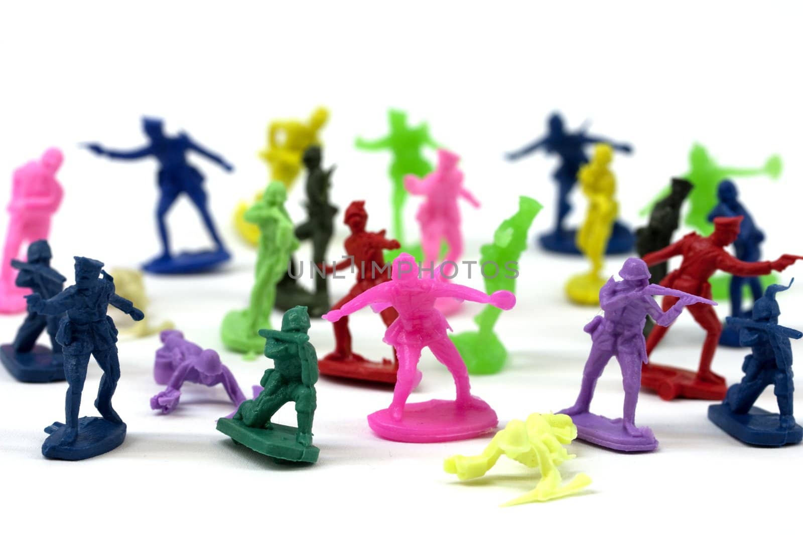 Plastic toy soldiers in many different colors